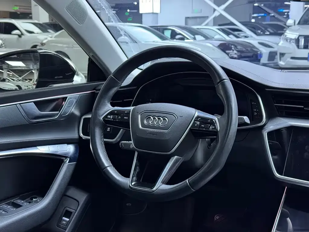 Audi A7 — фото 10