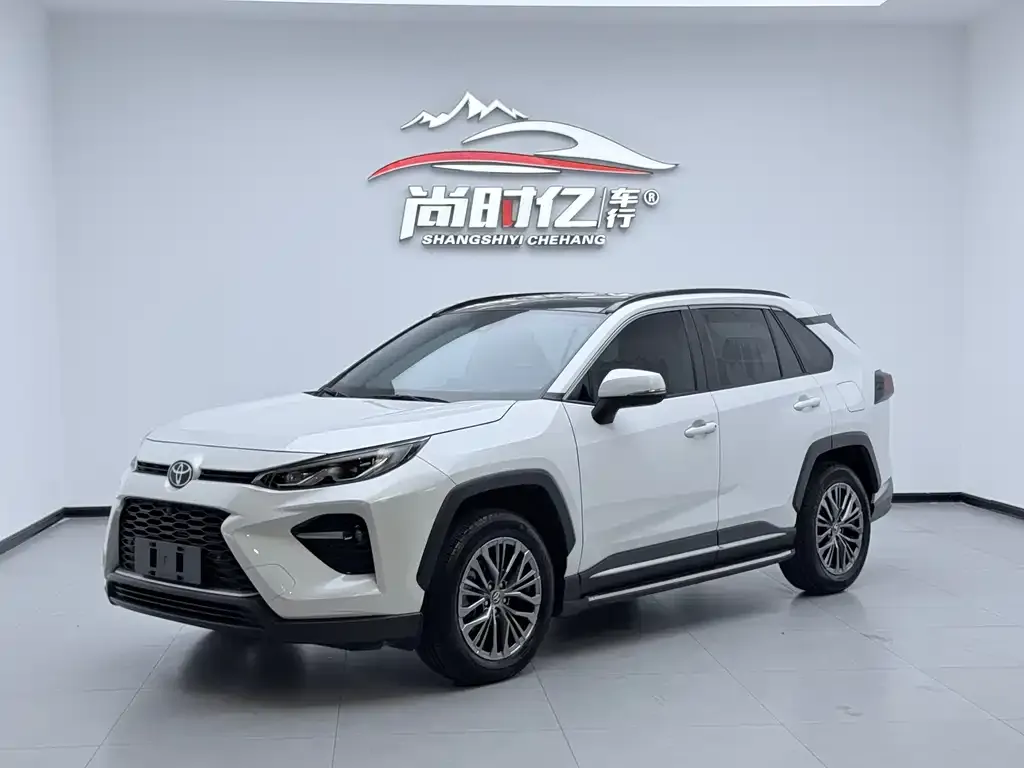 Toyota Wildlander — фото 1