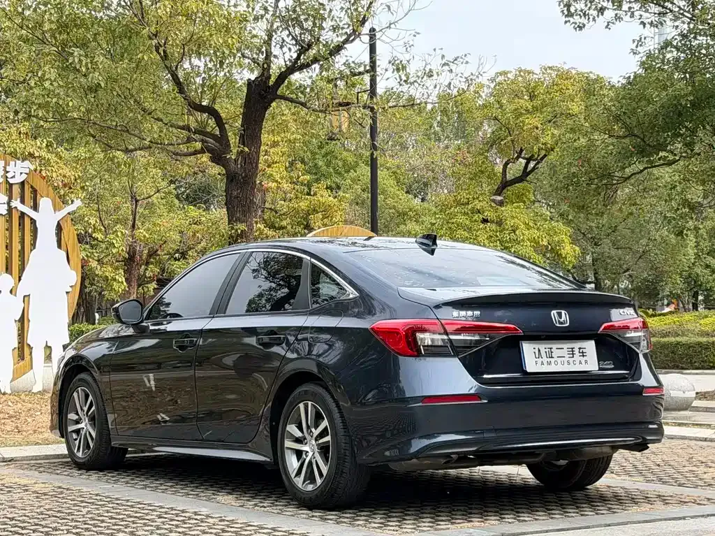 Honda Civic — фото 6