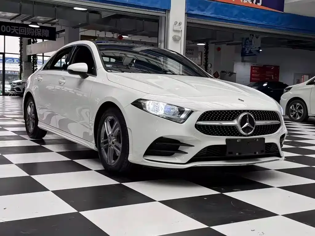 Mercedes-Benz A-Class — фото 1