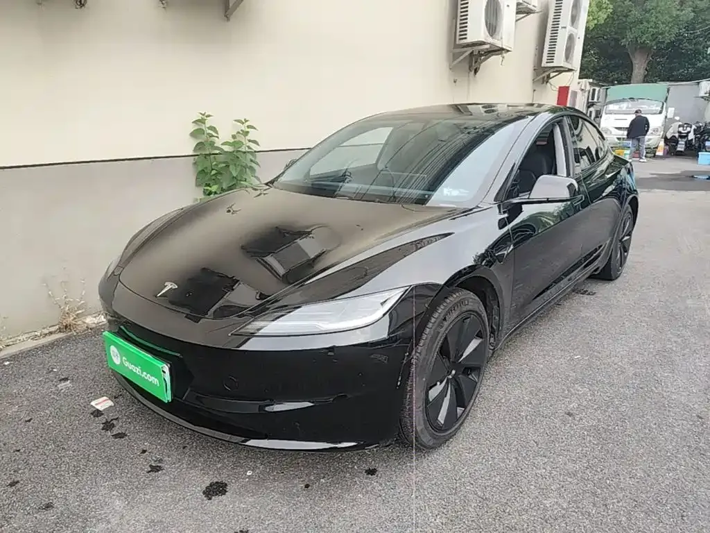 Tesla Model 3 — фото 6