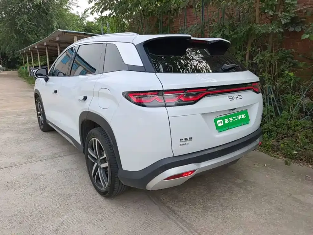 BYD L DM-i — фото 6