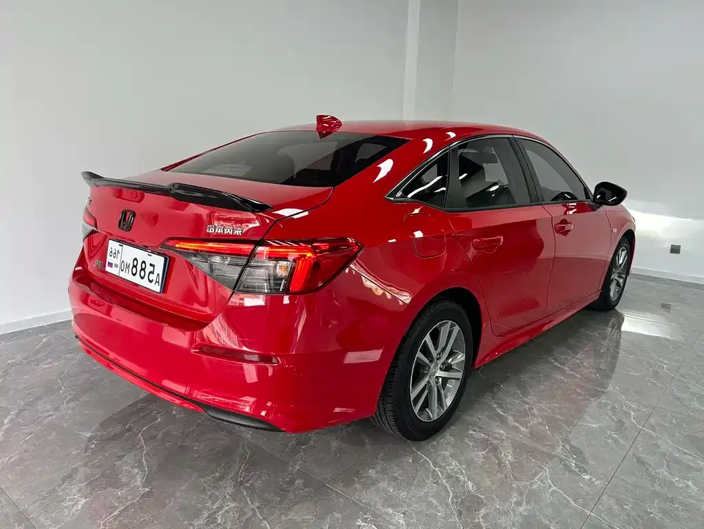 Honda Civic — фото 10