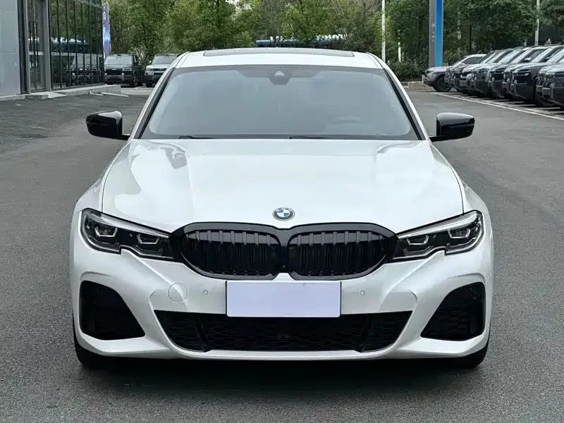 BMW 3 Series — фото 1