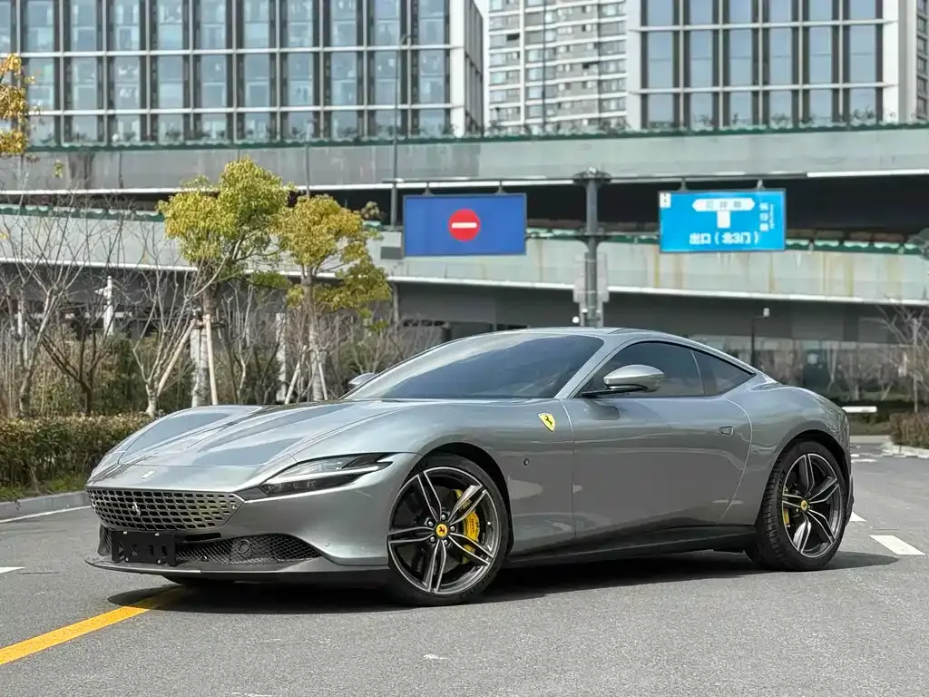 Ferrari Roma — фото 1