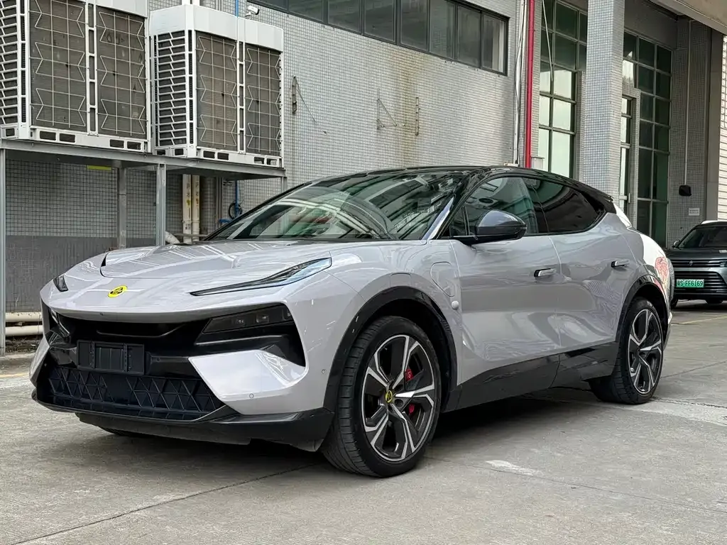 Lotus Eletre — фото 1