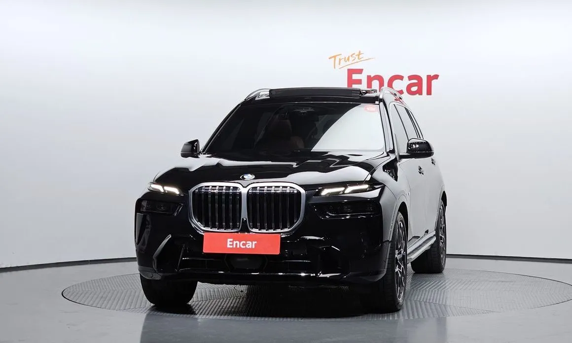 BMW X7 — фото 9