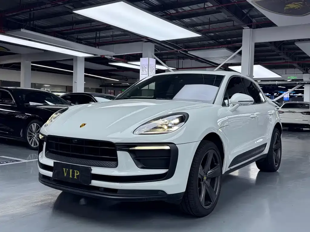 Porsche Macan — фото 1