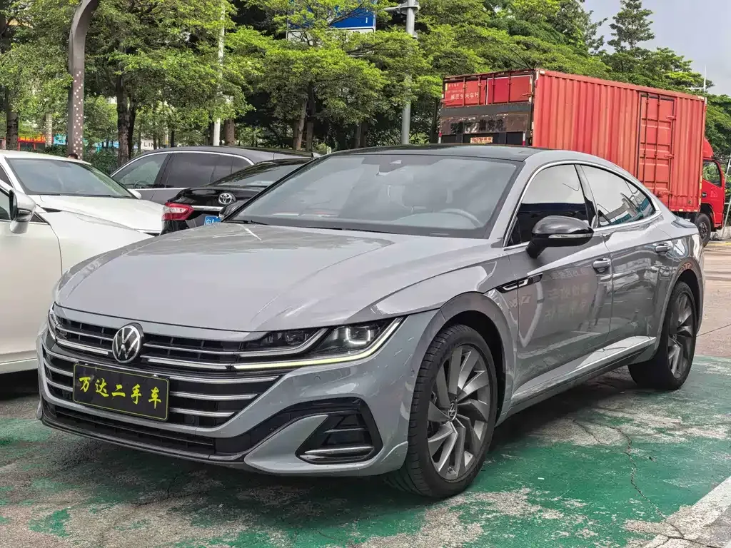 Volkswagen CC — фото 1