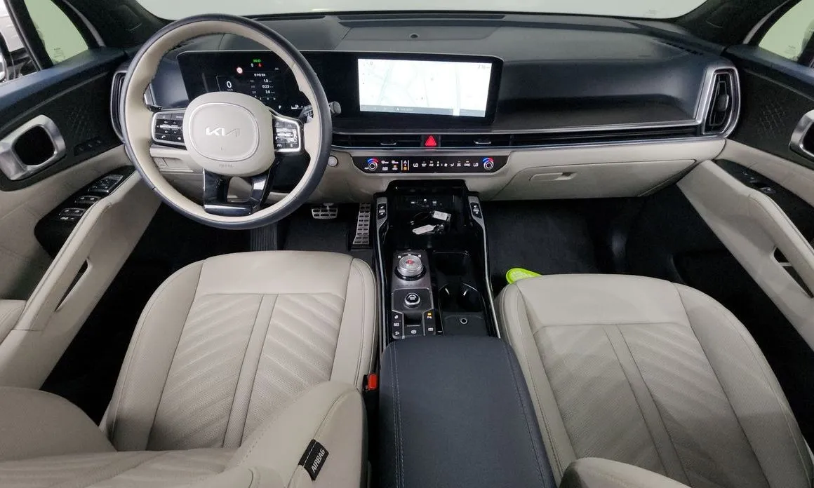 Kia Sorento — фото 10