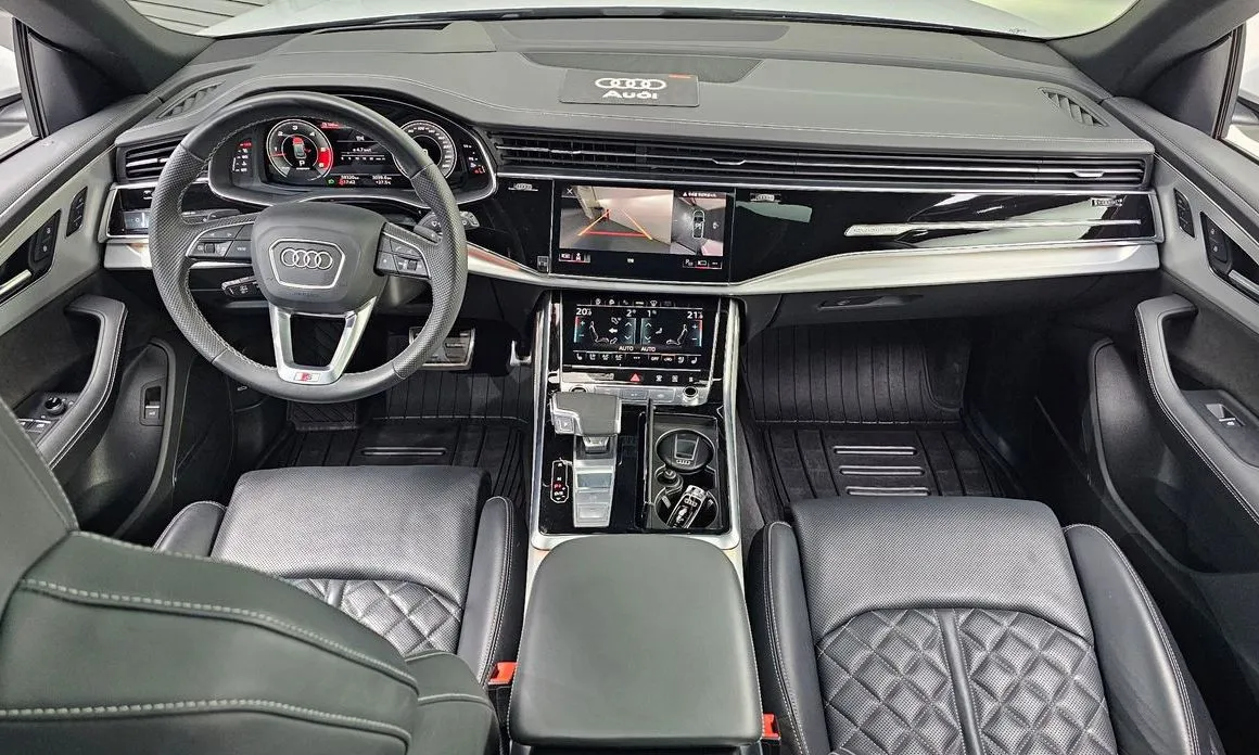 Audi Q8 — фото 10