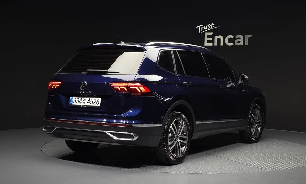 Volkswagen Tiguan — фото 4