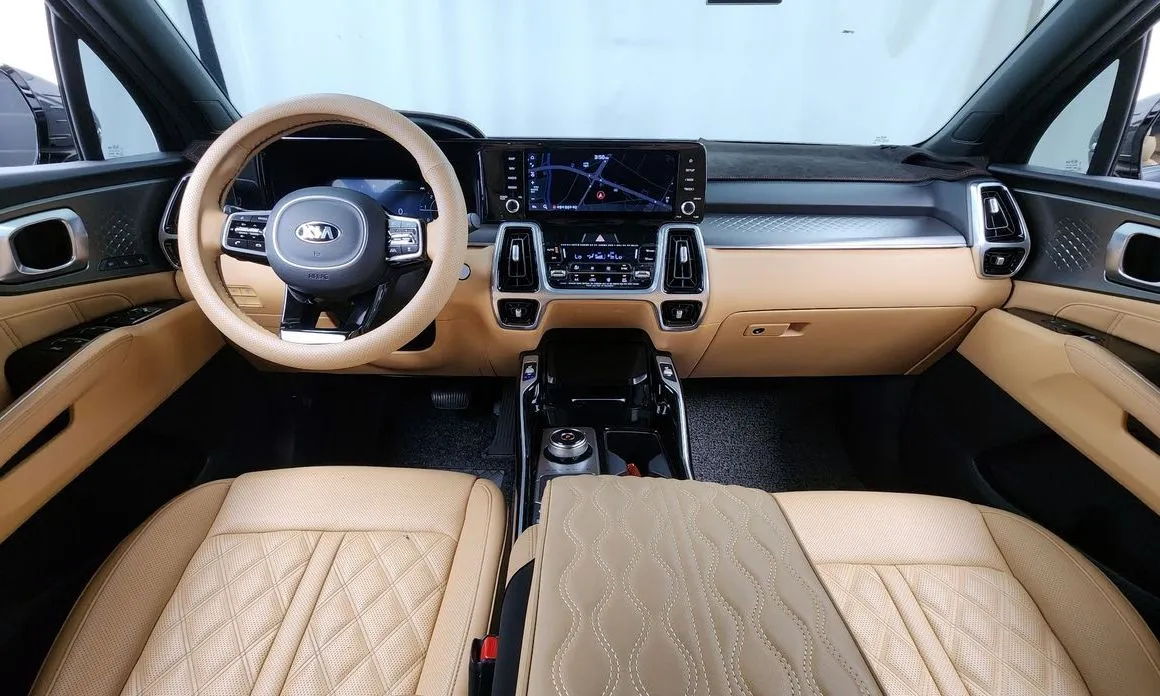 Kia Sorento — фото 5