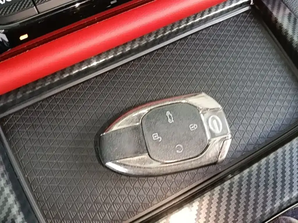 GAC Motor Shadow Leopard — фото 4