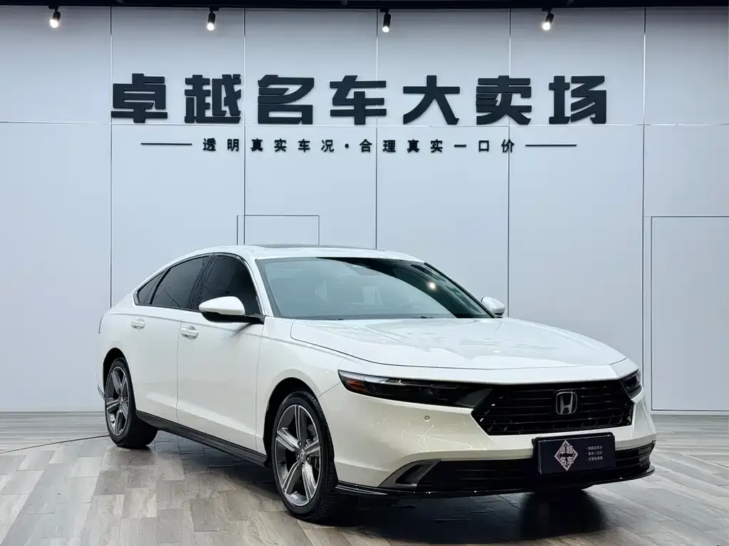 Honda Accord — фото 3
