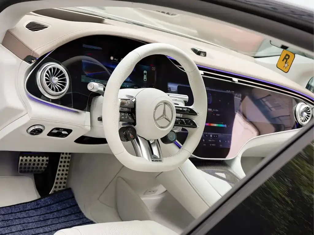 Mercedes-Benz EQS AMG — фото 5
