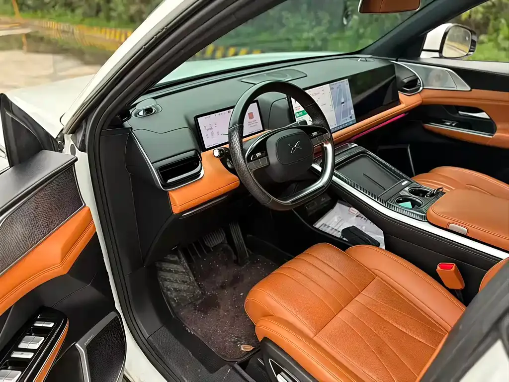 XPeng G9 — фото 9