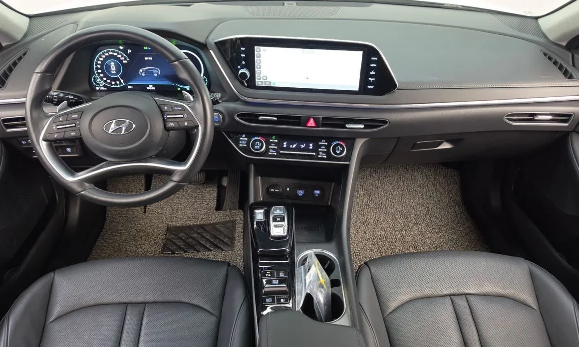 Hyundai Sonata — фото 4