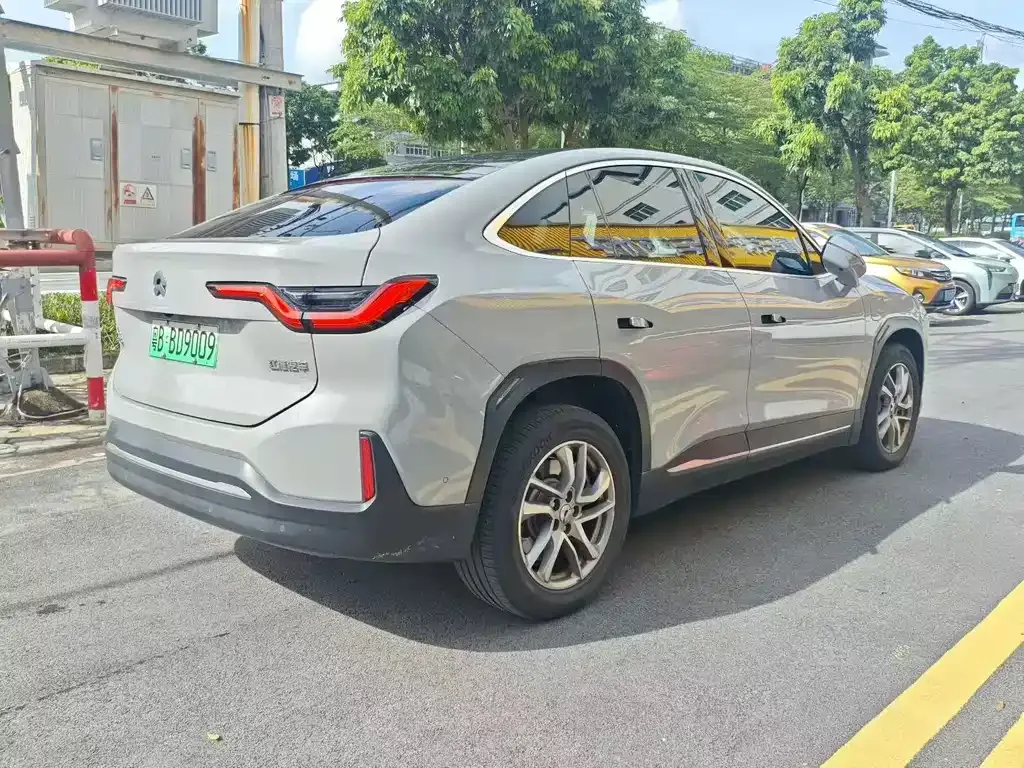 NIO EC6 — фото 5