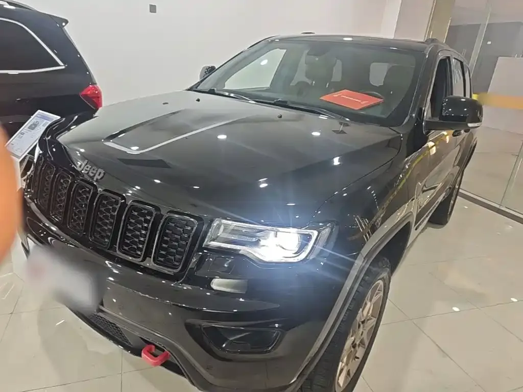 Jeep Grand Cherokee (Import) — фото 3