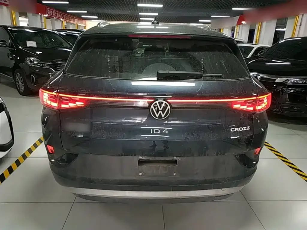 Volkswagen ID.4 Crozz — фото 10