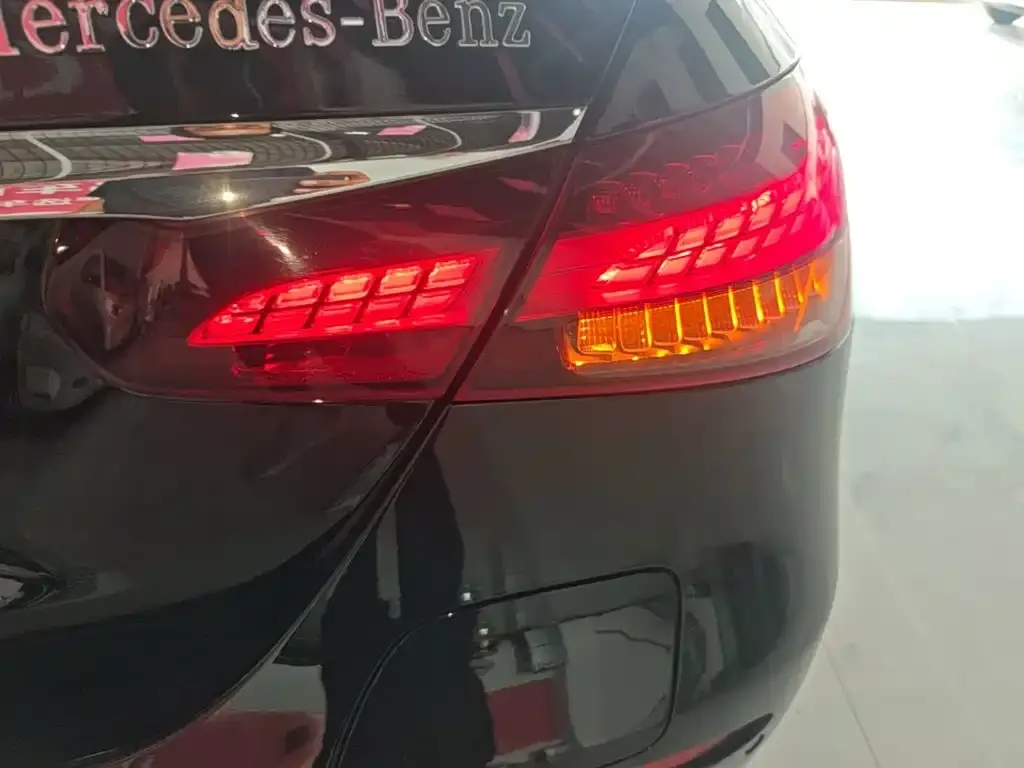 Mercedes-Benz E-Class New Energy — фото 9