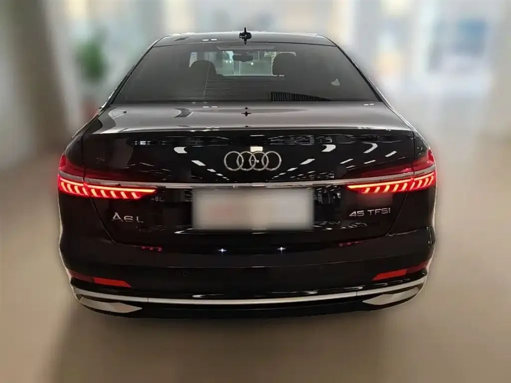 Audi A6L — фото 6