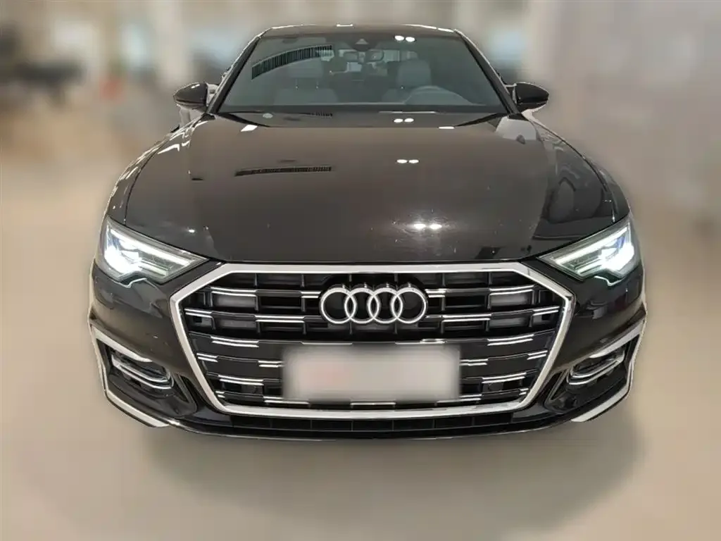 Audi A6L — фото 9