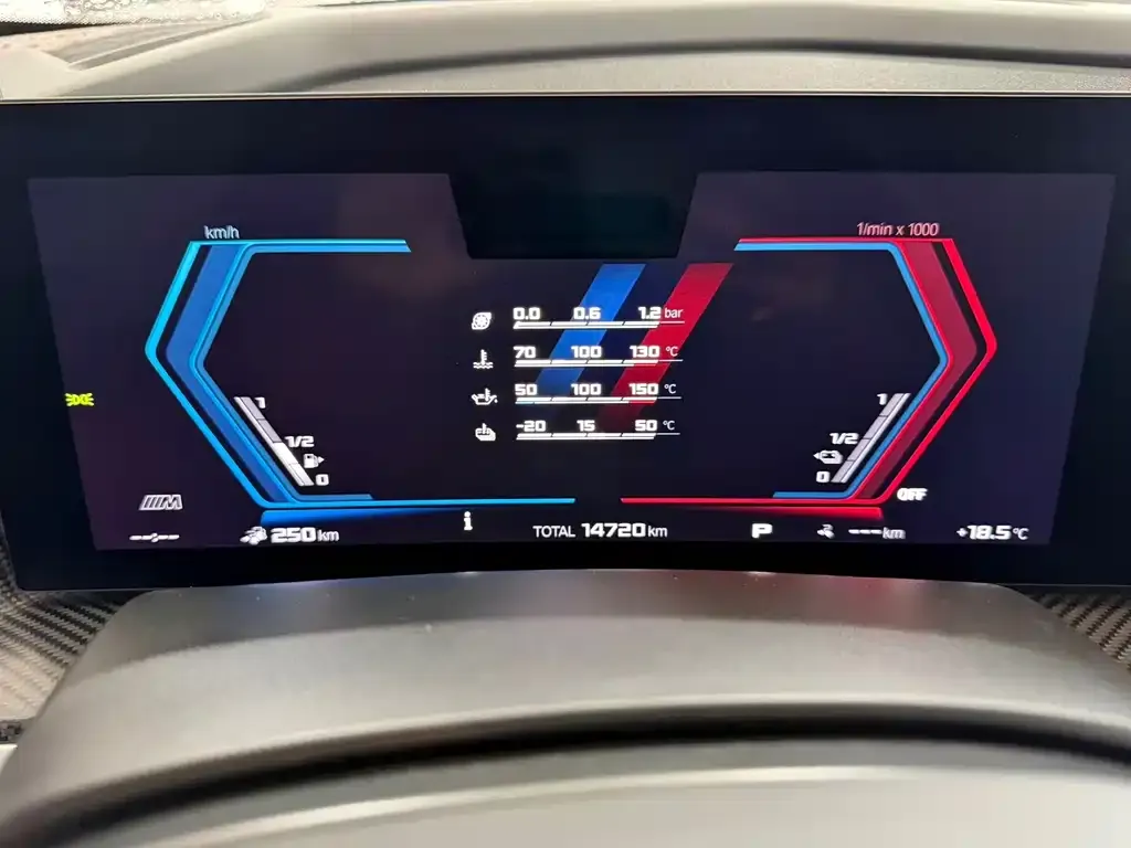 BMW XM — фото 7