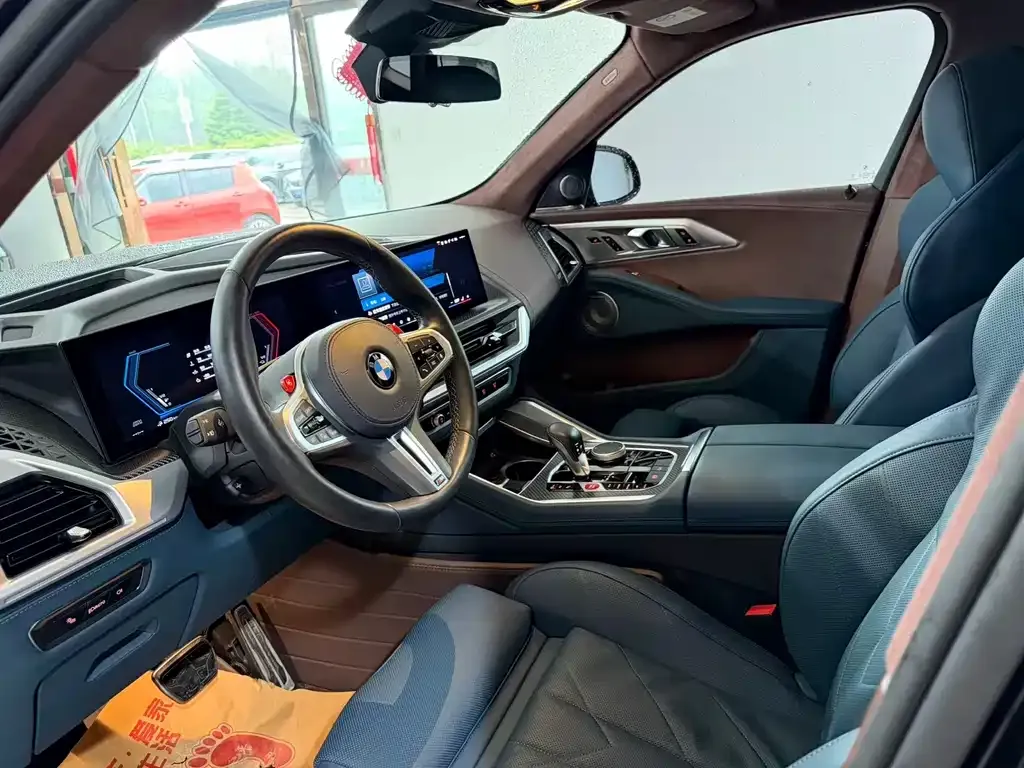 BMW XM — фото 5