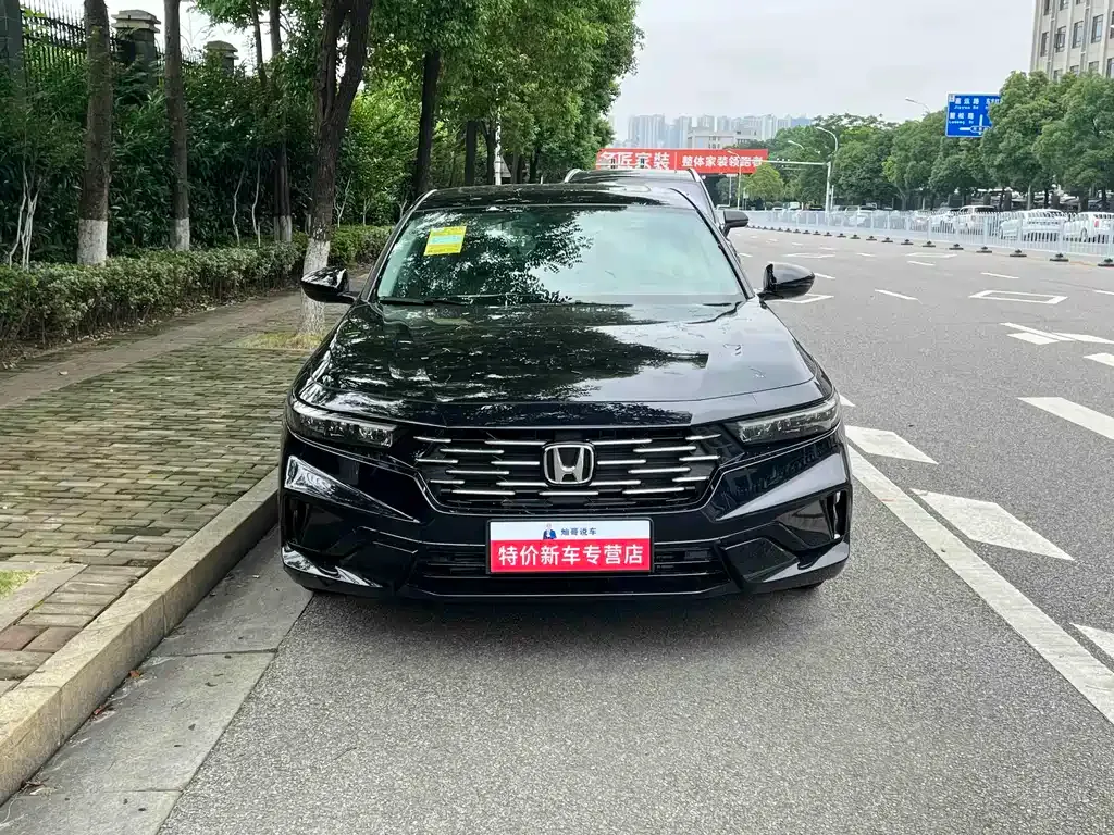 Honda Accord — фото 5