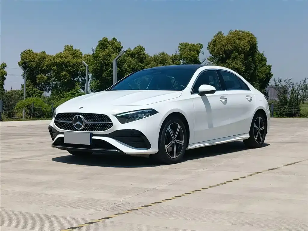 Mercedes-Benz A-Class — фото 9