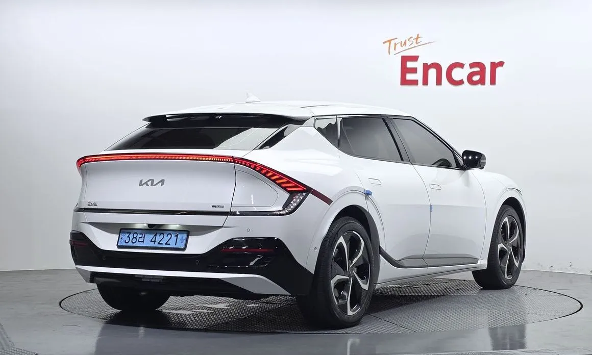 Kia EV6 — фото 4