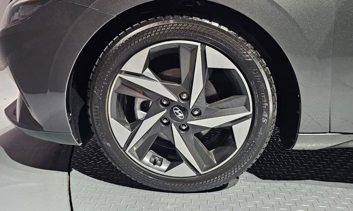 Hyundai AVANTE — фото 10