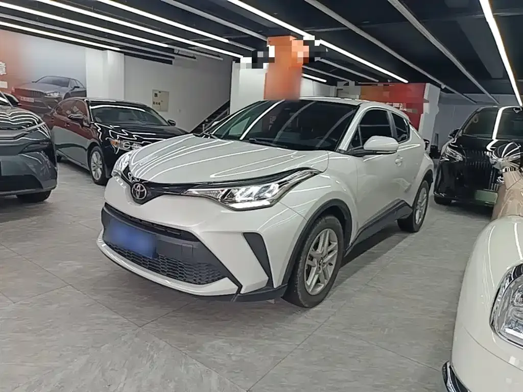 Toyota C-HR — фото 4