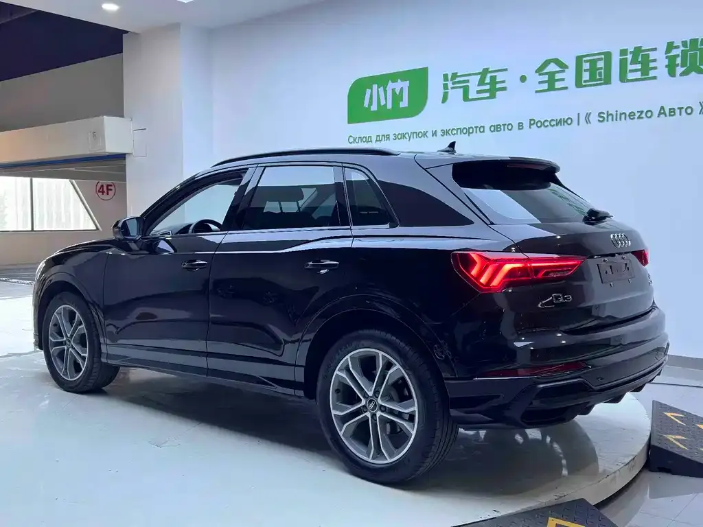 Audi Q3 — фото 6