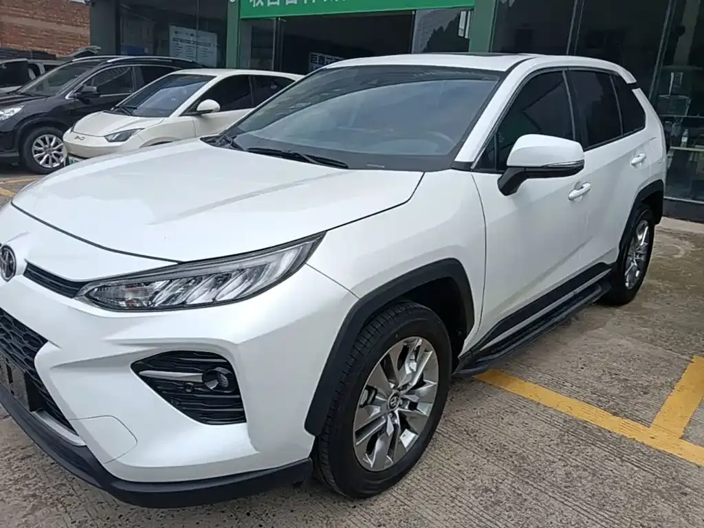 Toyota Wildlander — фото 1