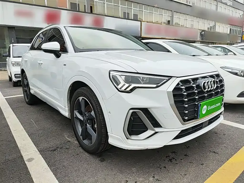 Audi Q3 — фото 2