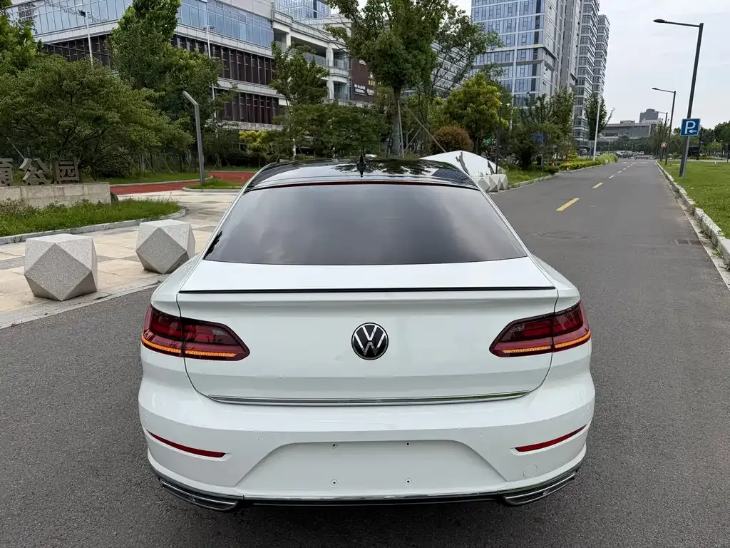 Volkswagen CC — фото 7