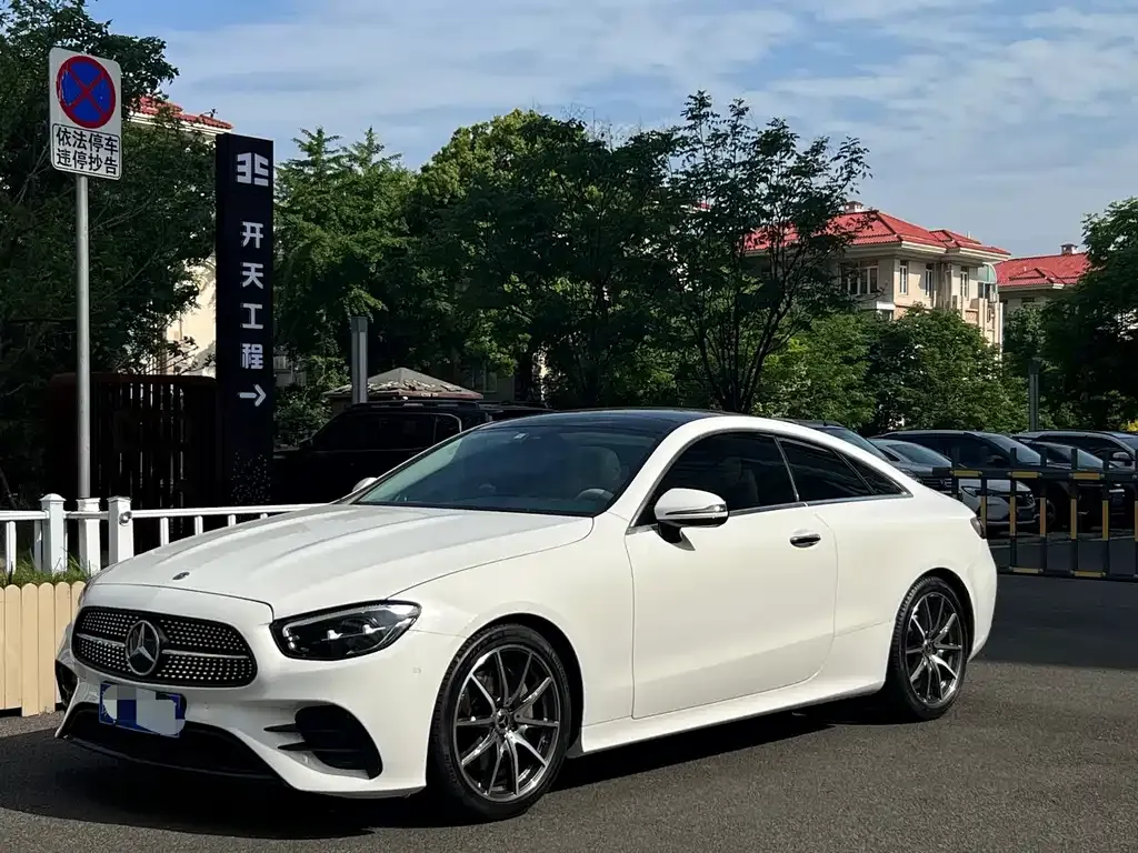 Mercedes-Benz E-Class (Import) — фото 1