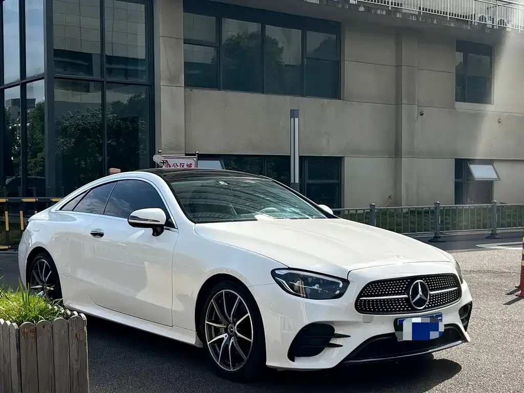 Mercedes-Benz E-Class (Import) — фото 10