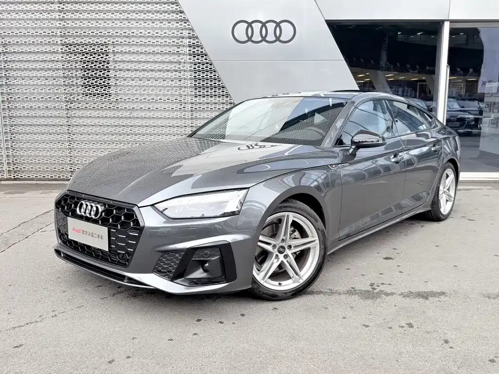 Audi A5 (Import) — фото 1