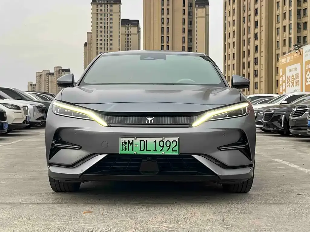 BYD L EV — фото 10
