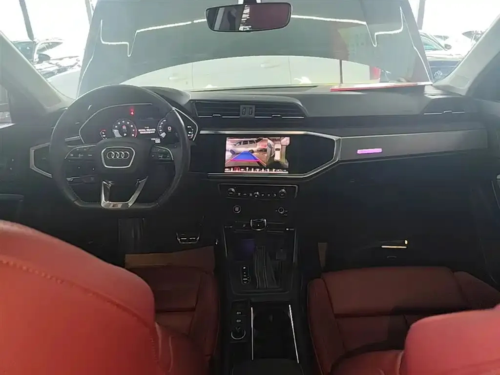 Audi Q3 Sportback — фото 2
