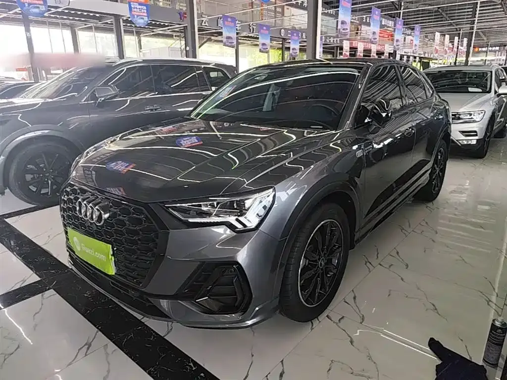 Audi Q3 Sportback — фото 3