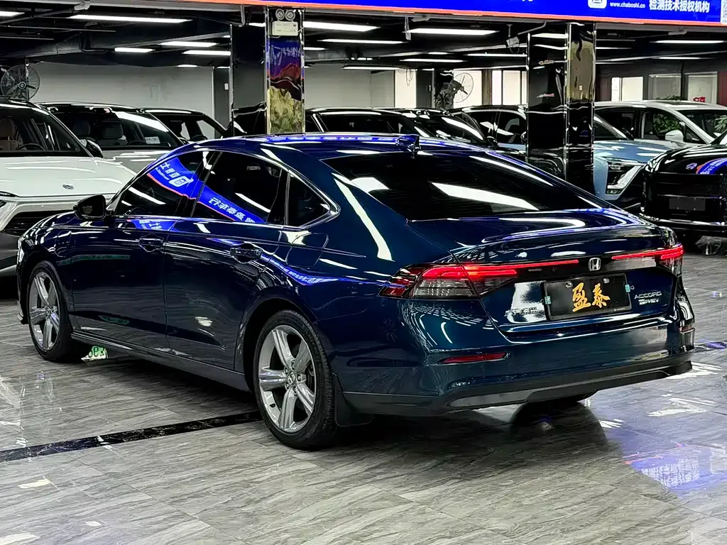 Honda Accord New Energy — фото 2
