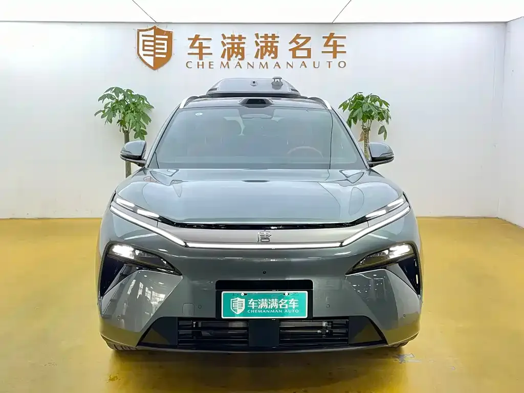 BYD Tang L — фото 2