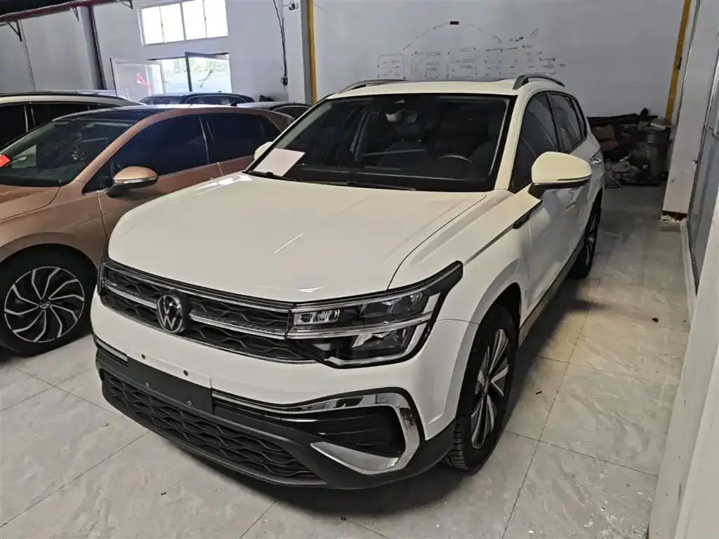 Volkswagen Tharu — фото 1