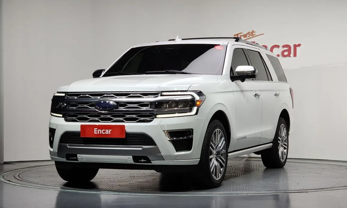 Ford Expedition — фото 1