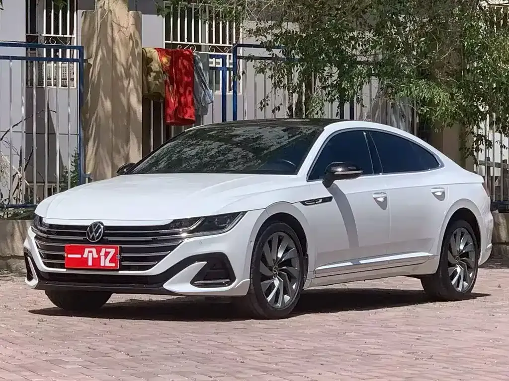 Volkswagen CC — фото 1